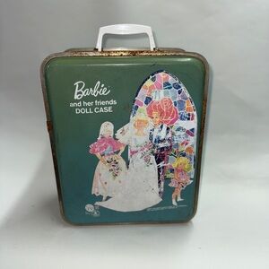 Barbie Vintage Green Carrying Case with Retro Design